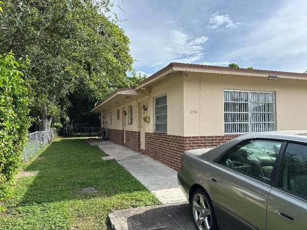 2541 Taylor Street # 1, Hollywood FL 33020