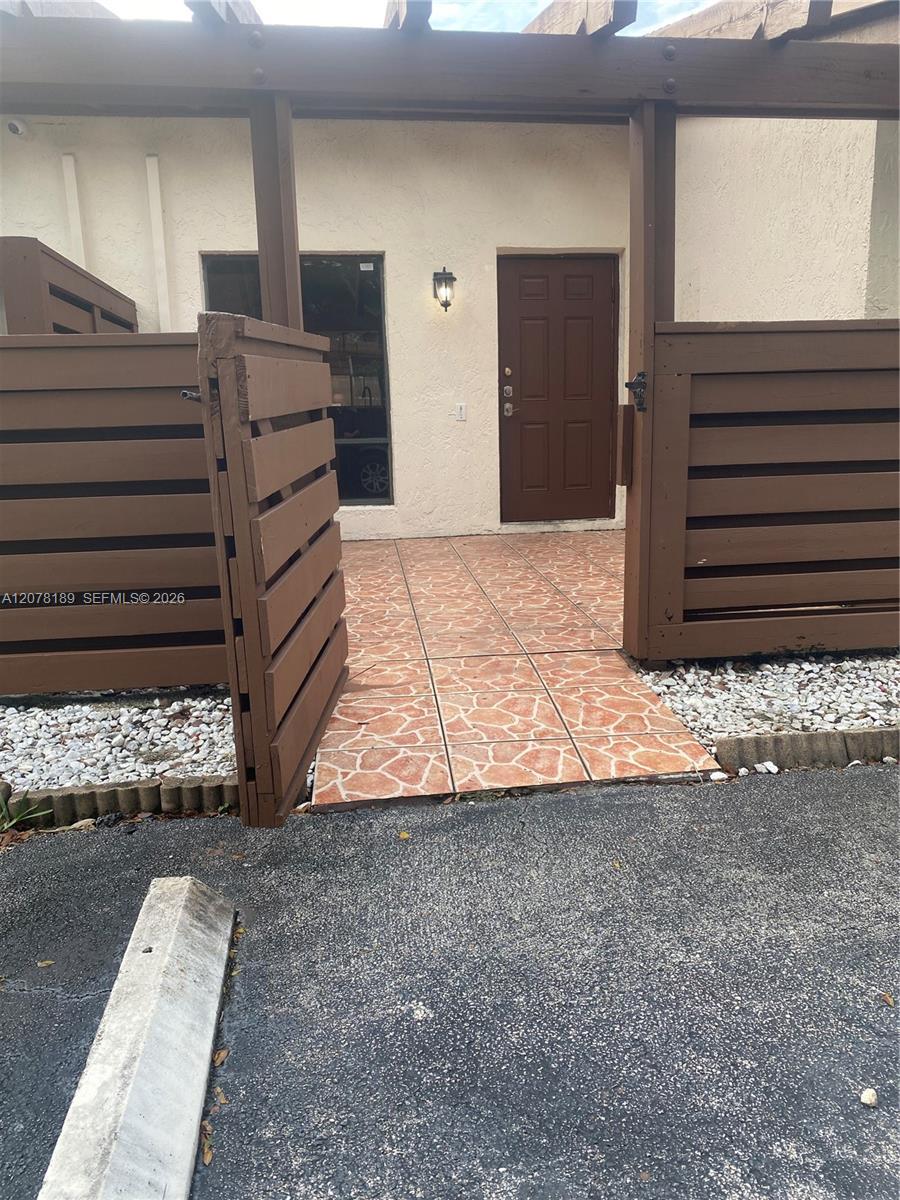 803 SW 119th Way # 803, Davie FL 33325
