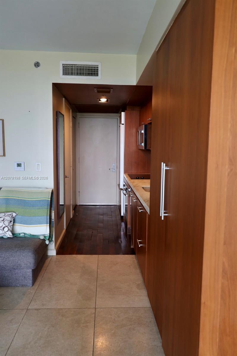 50 Biscayne Blvd # 606, Miami FL 33132 photo 4