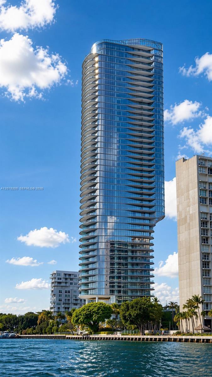 175 SE 25th rd # 504, Miami FL 33131
