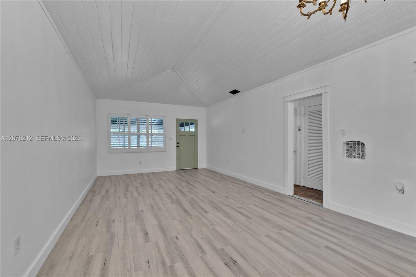 50 NW 26th Ave, Miami FL 33125 photo 5