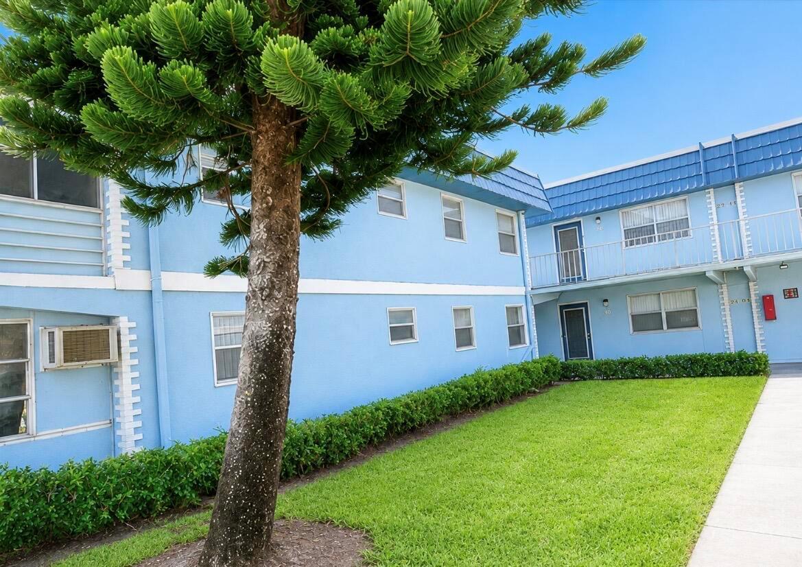 260 BRITTANY F, Delray Beach FL 33446 photo 3
