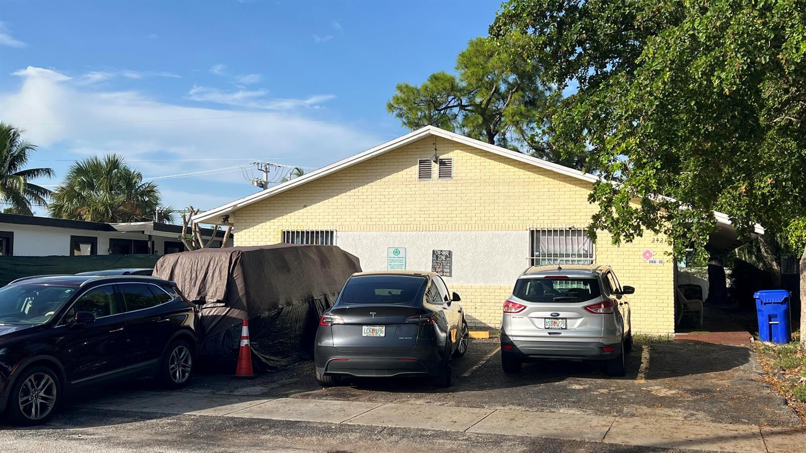 2421 NW 8th Place Unit 2, Fort Lauderdale FL 33311