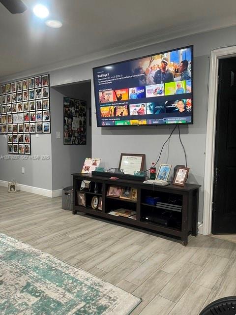 2766 NW 168th Ter, Miami Gardens FL 33056 photo 3