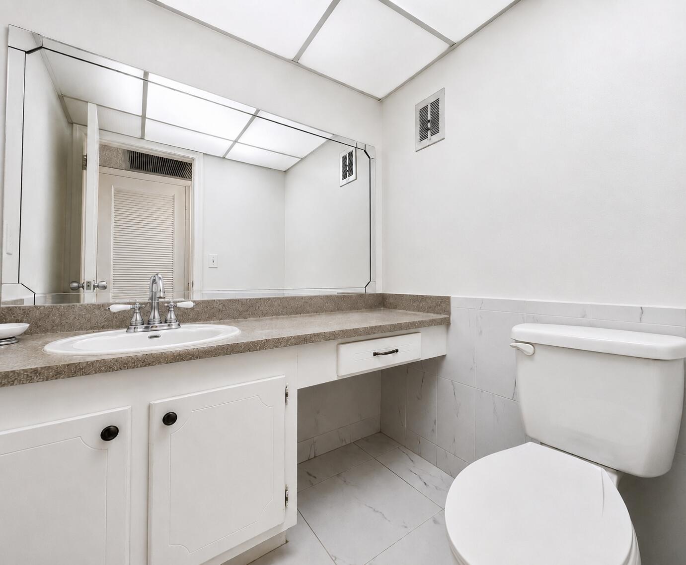 307 Greenbrier B, West Palm Beach FL 33417 photo 5
