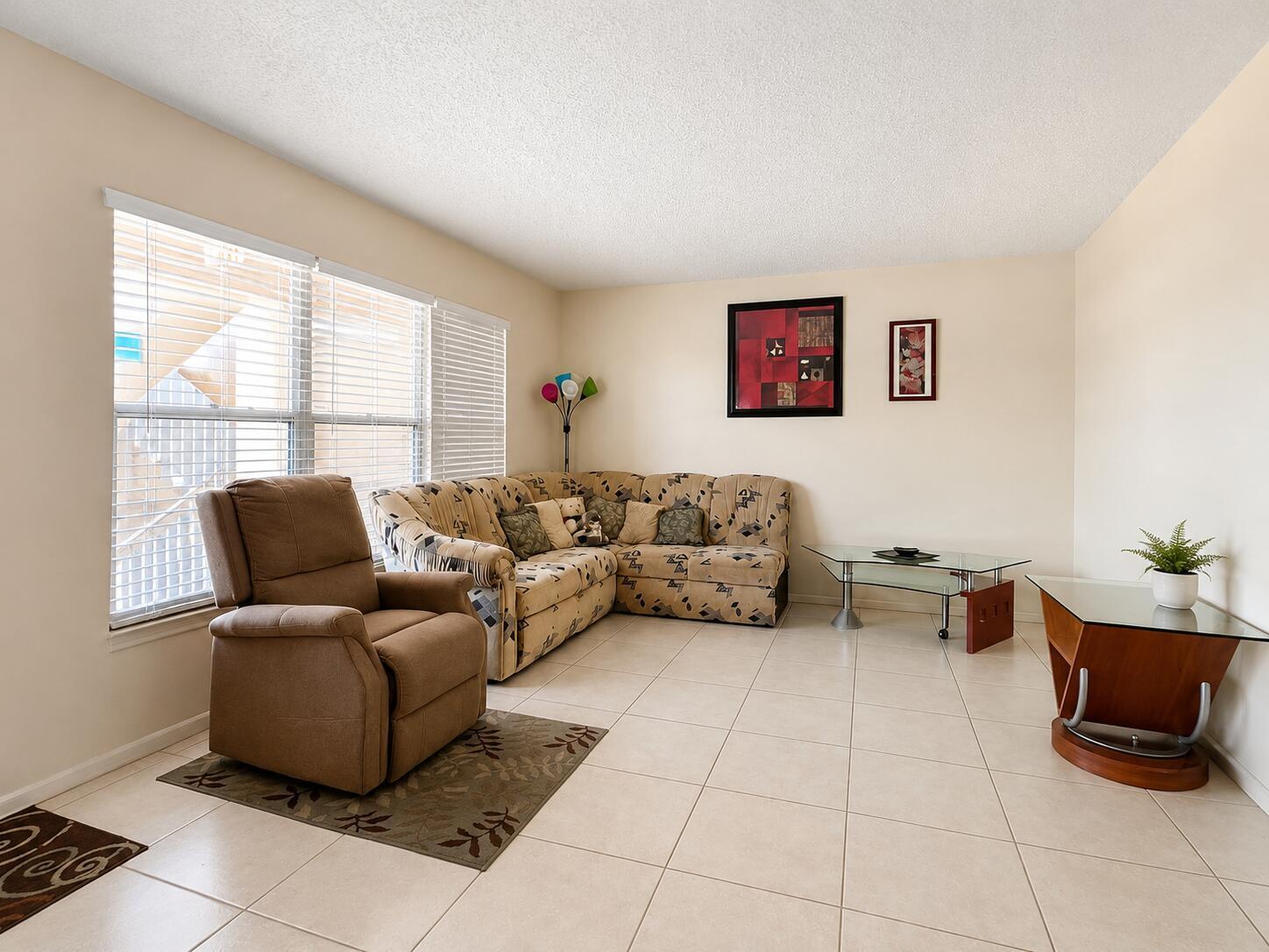 307 Greenbrier B, West Palm Beach FL 33417 photo 4