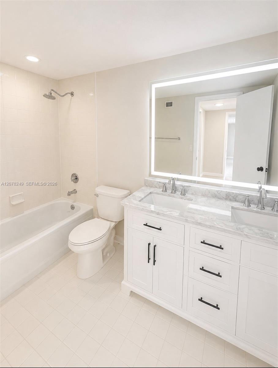 600 Three Islands Blvd # 1707, Hallandale Beach FL 33009 photo 3