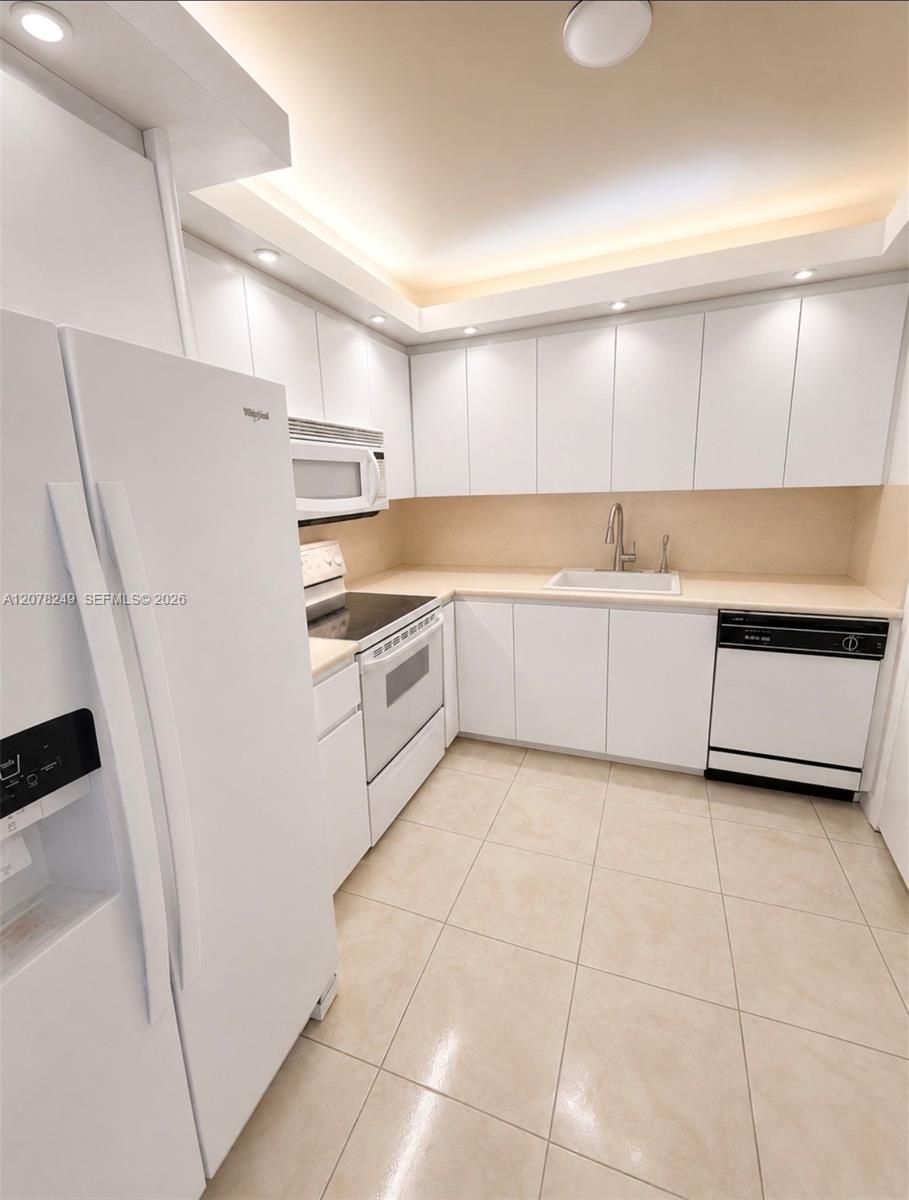 600 Three Islands Blvd # 1707, Hallandale Beach FL 33009