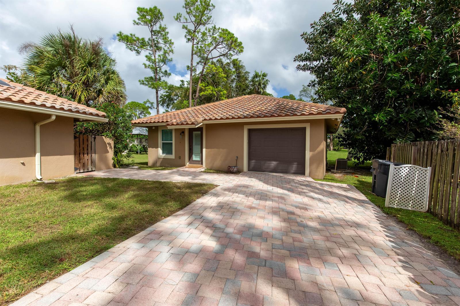 352 WINDOW ROCK Drive, Wellington FL 33414