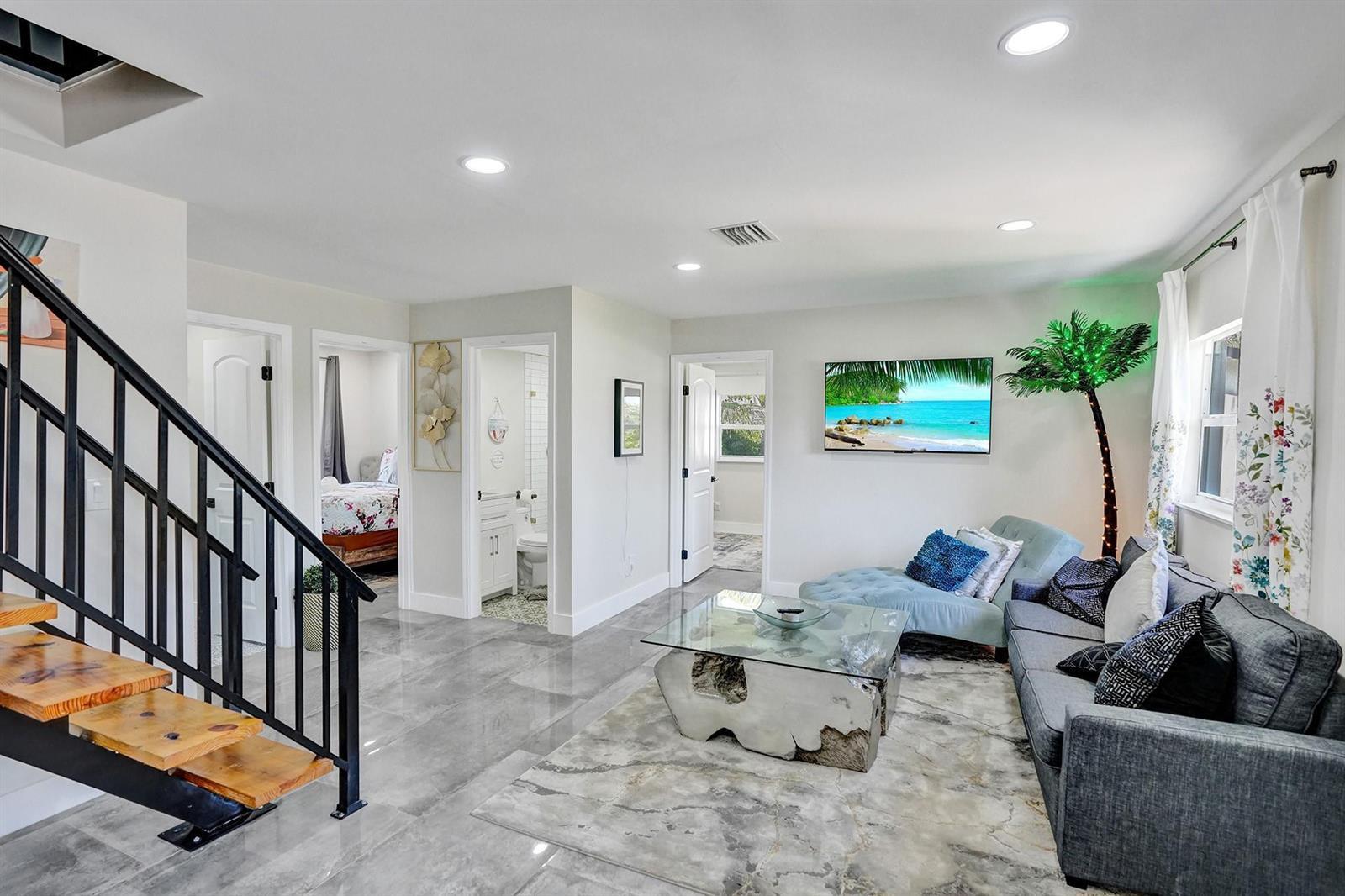 8047 NW 1st Place, Miami FL 33150 photo 5
