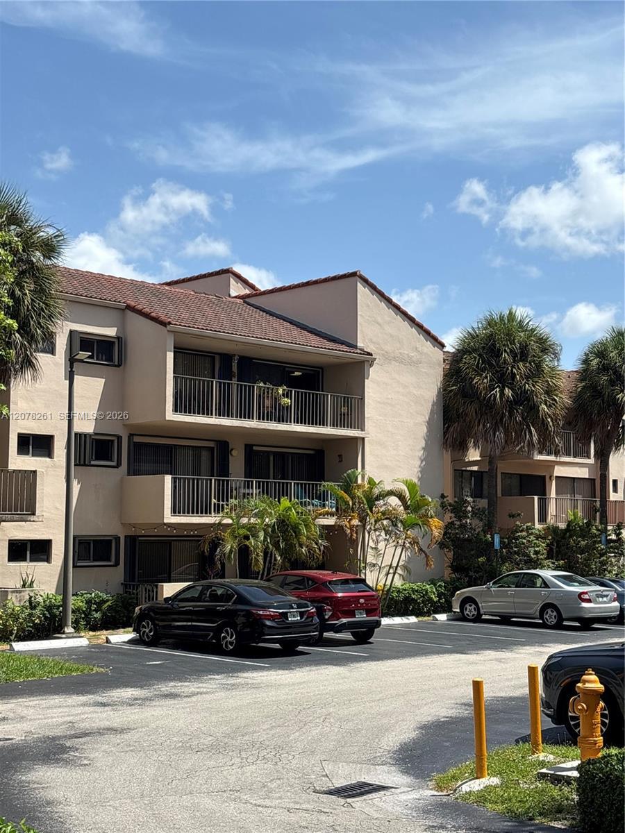 6305 Gage Pl # 309A, Miami Lakes FL 33014 photo 2