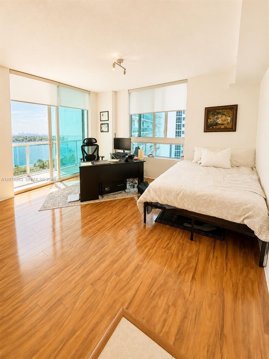 1900 N Bayshore Dr # 3005, Miami FL 33132 photo 4
