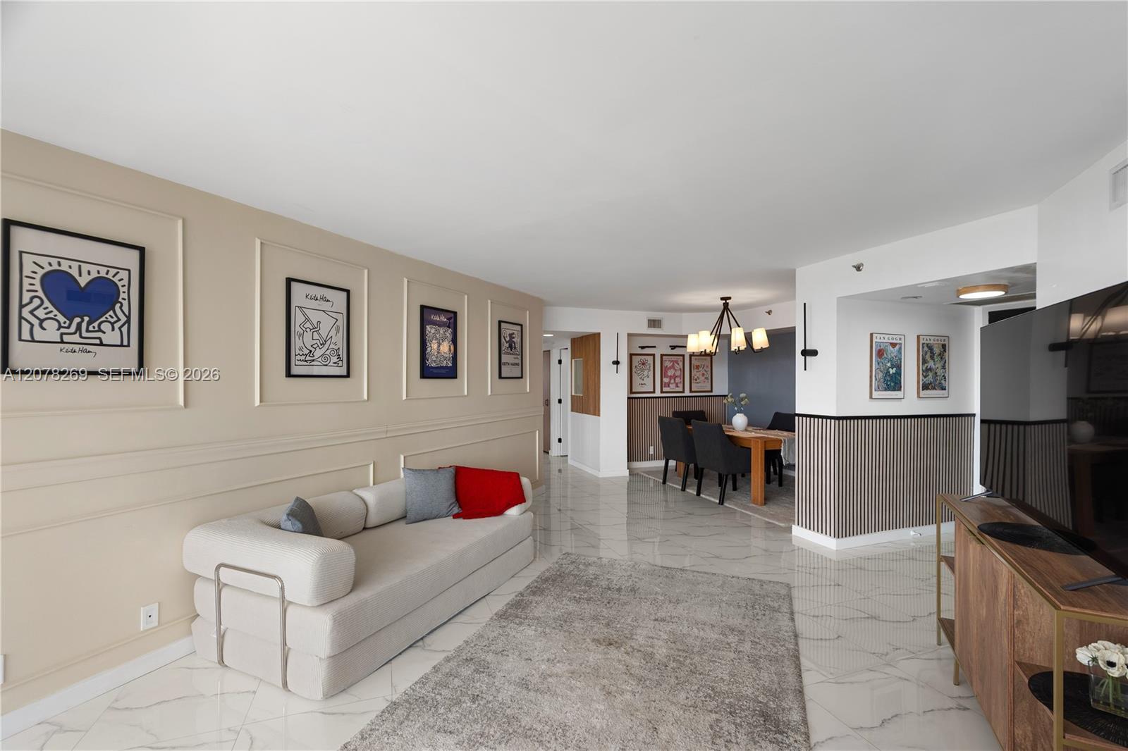 1000 W Island Blvd # 2803, Aventura FL 33160 photo 3