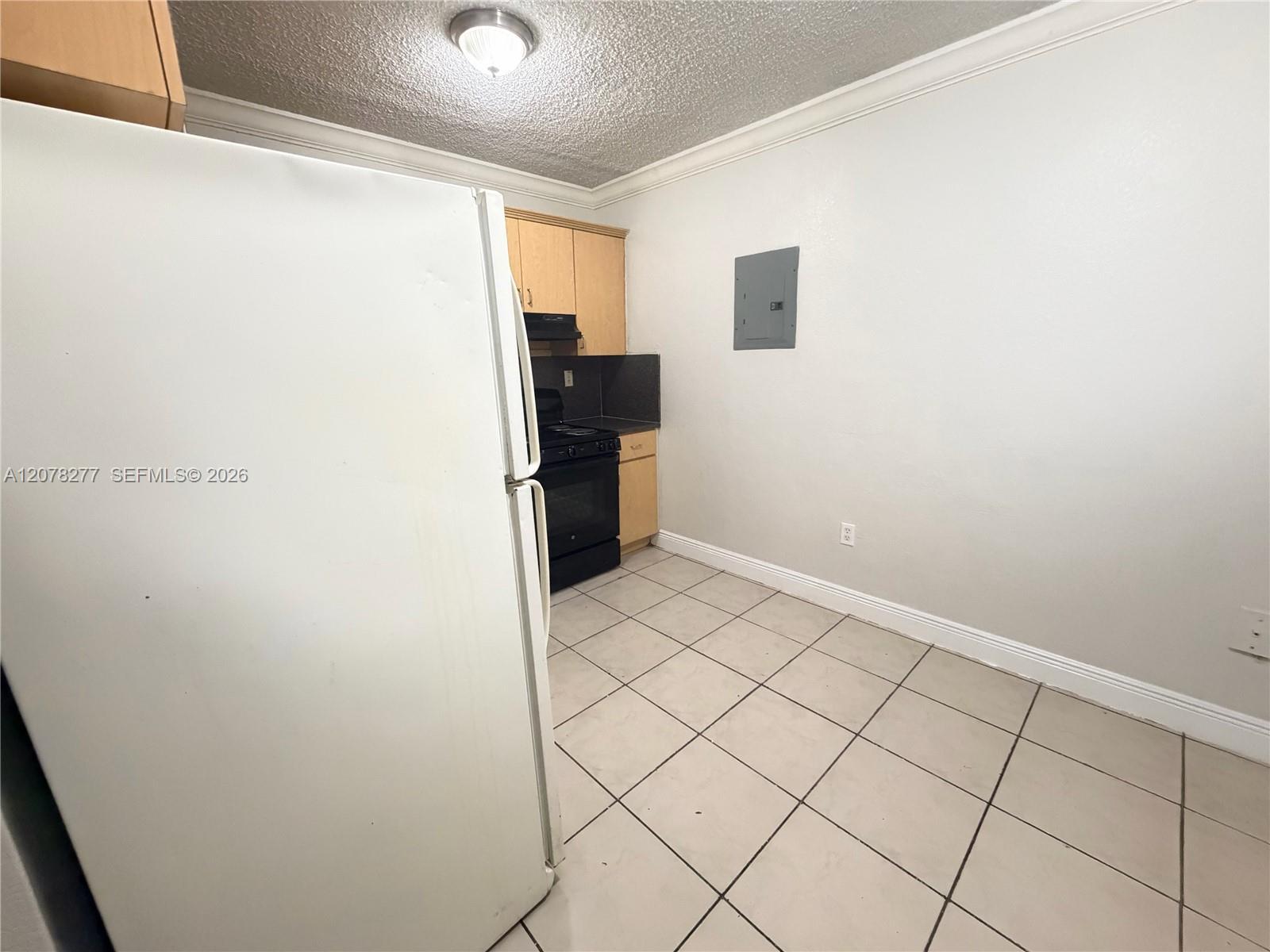 16118 NE 21st Ave # 4, North Miami Beach FL 33162 photo 5