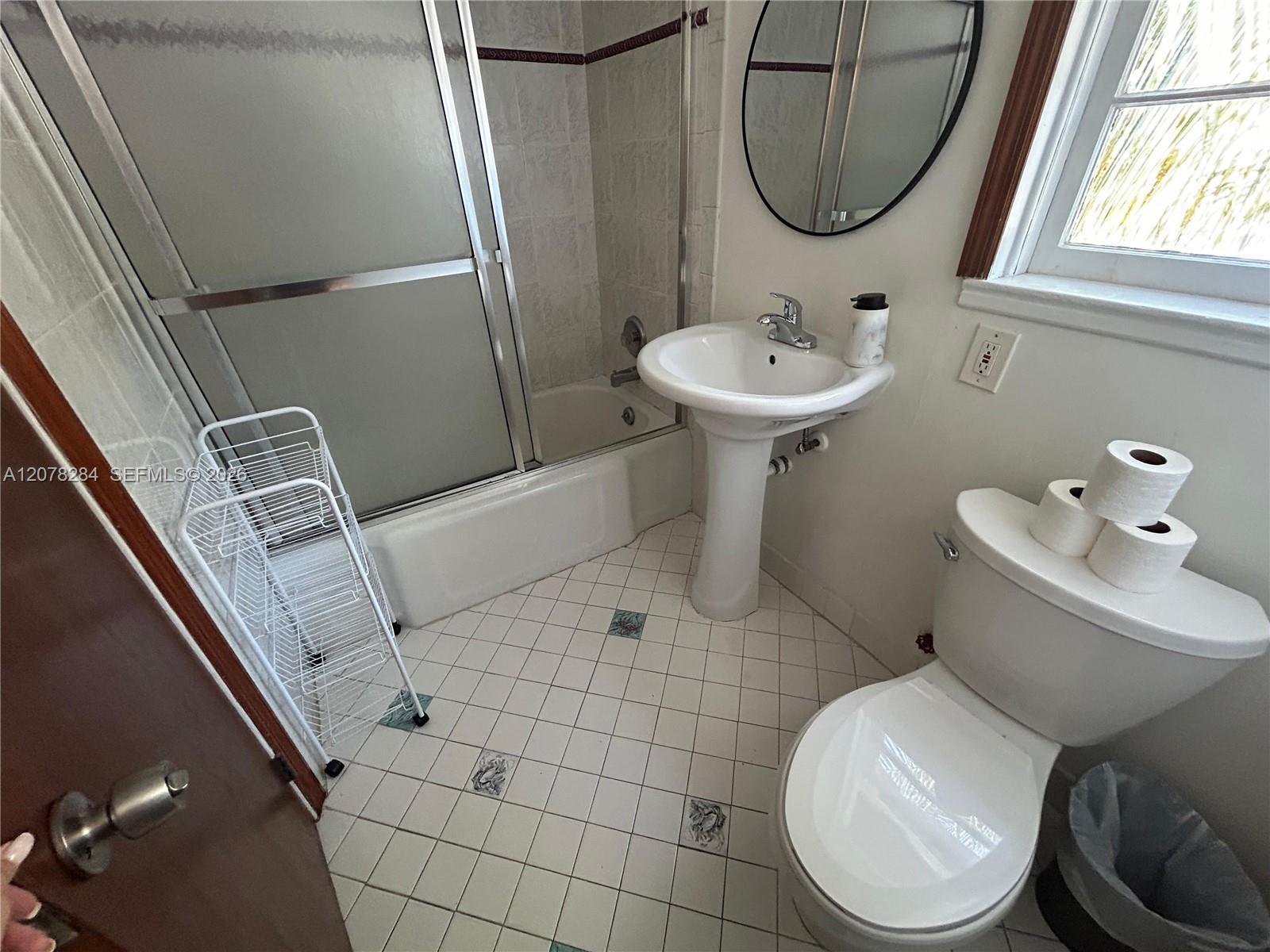 300 Sunset Dr # 2, Fort Lauderdale FL 33301 photo 5