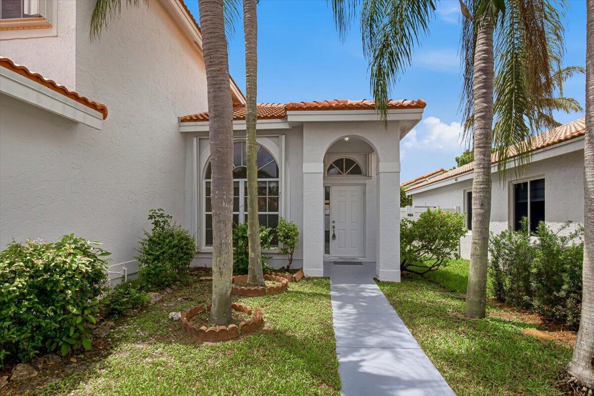 1378 SW 180TH Avenue, Pembroke Pines FL 33029 photo 2
