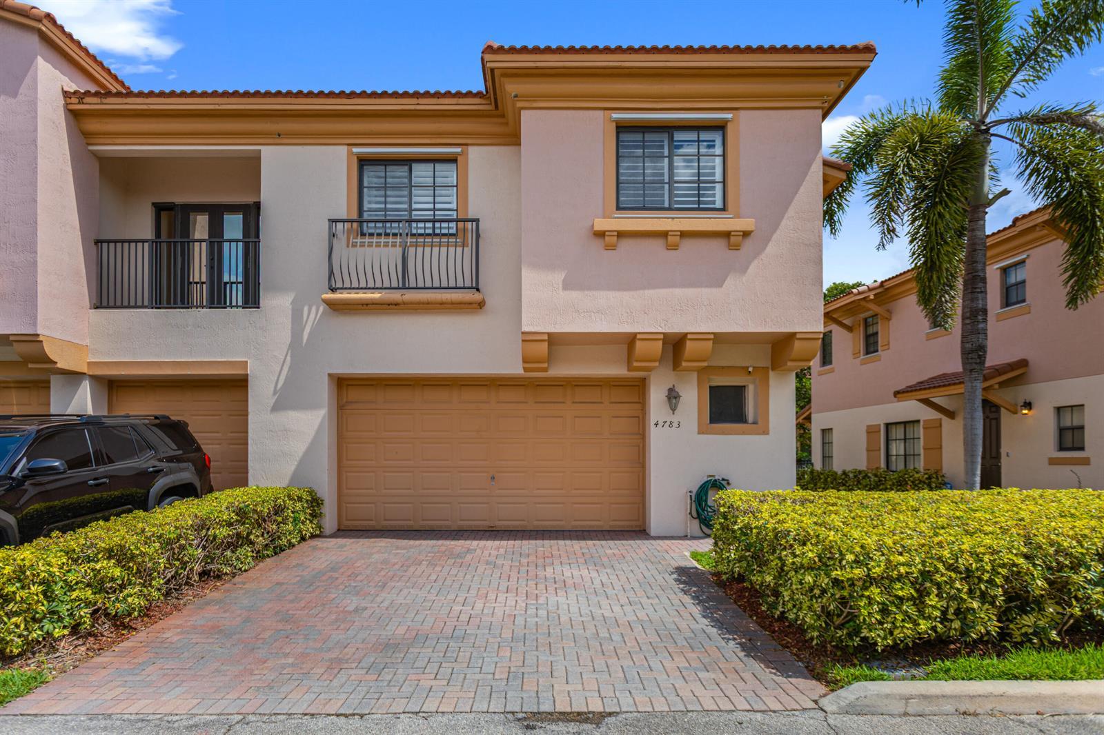 4783 PRESERVE Street, Coconut Creek FL 33073 photo 2