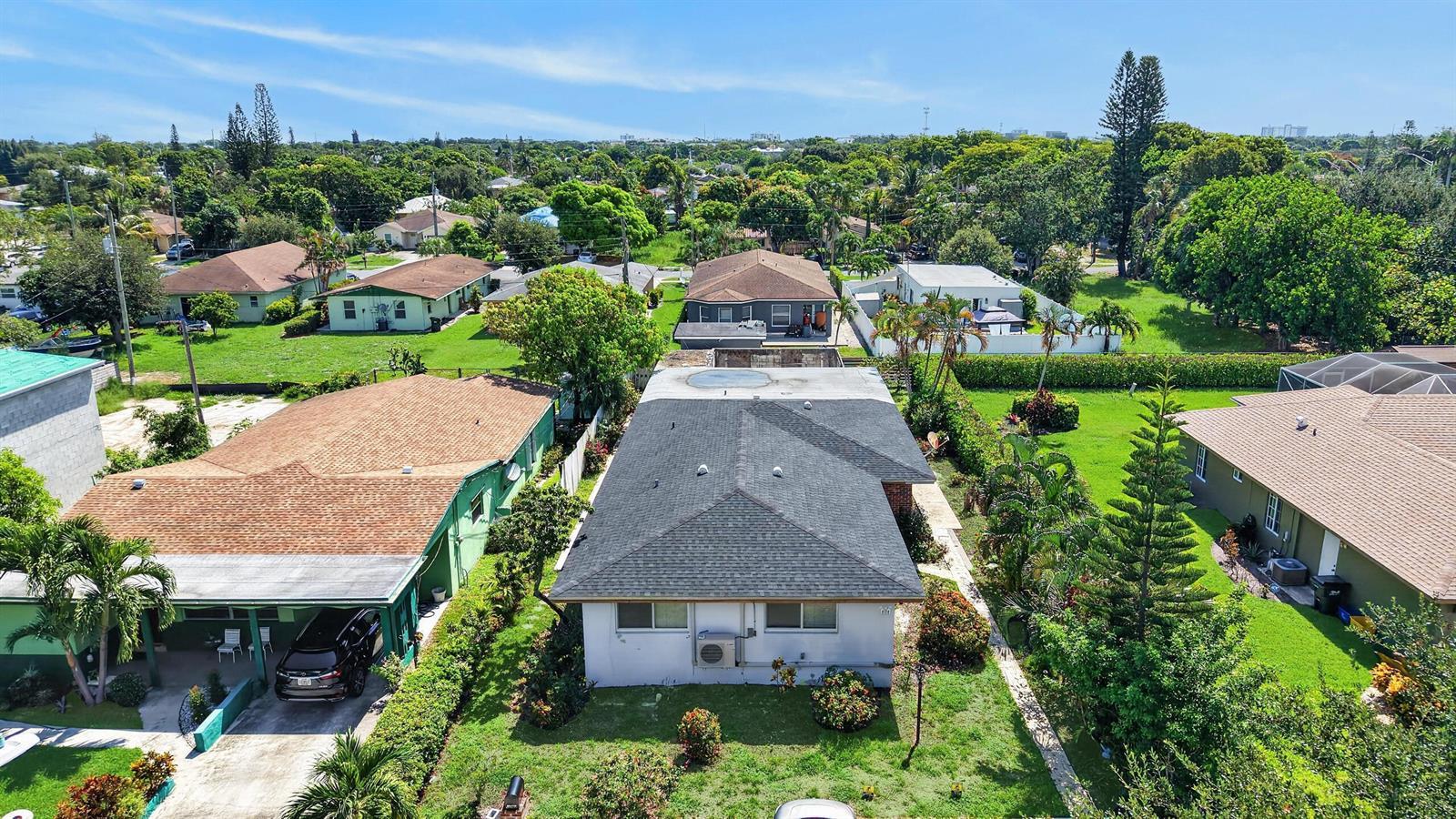 27 NW 14TH Avenue # A, Delray Beach FL 33444 photo 2