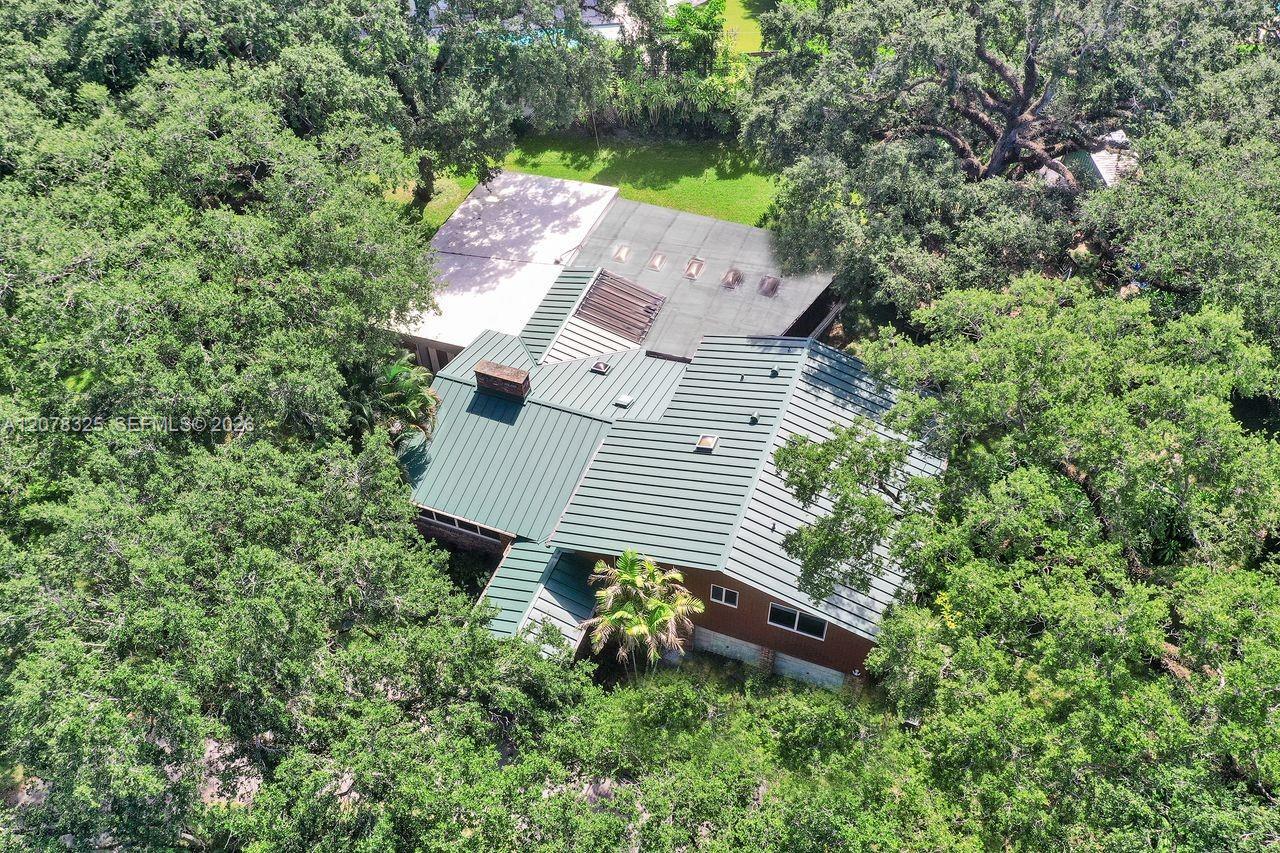 5500 Woodland LN, Dania Beach FL 33312 photo 4