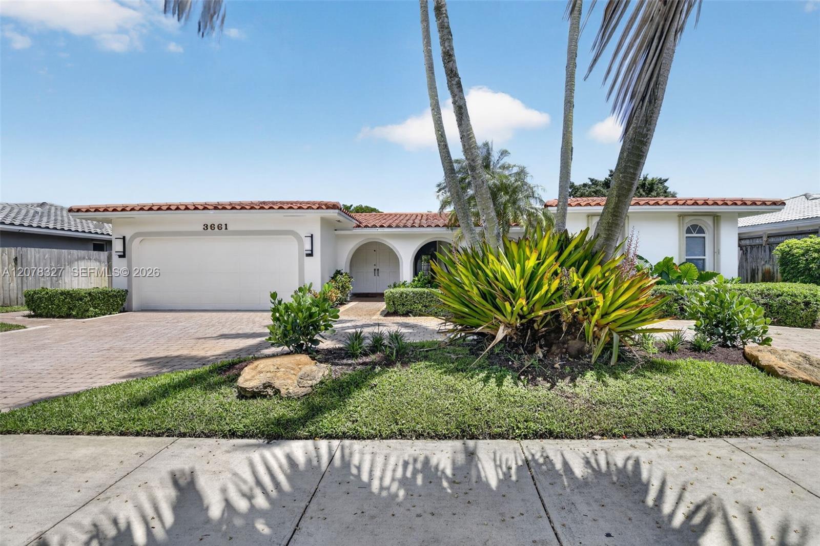 3661 N 52nd Ave, Hollywood FL 33021 photo 3