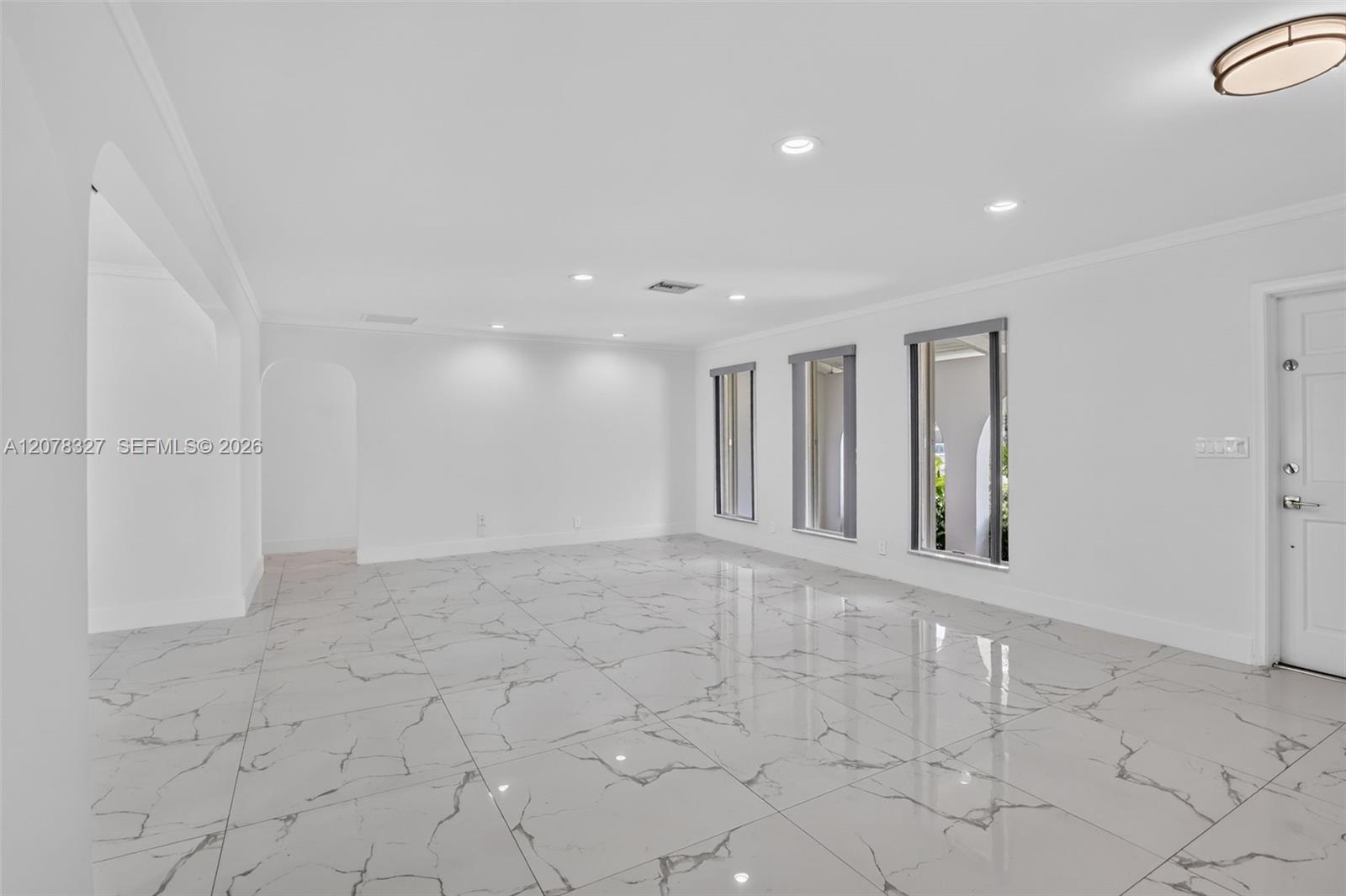 3661 N 52nd Ave, Hollywood FL 33021 photo 5