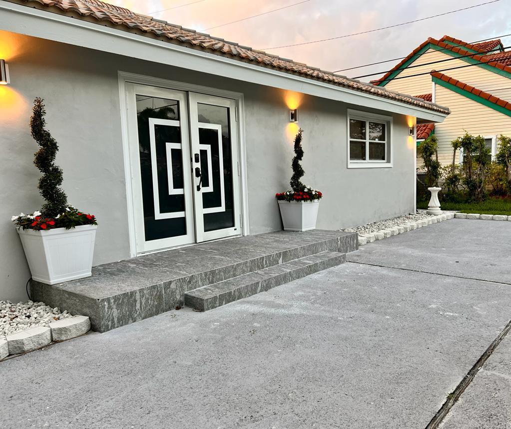 51 Lariat Circle, Boca Raton FL 33487