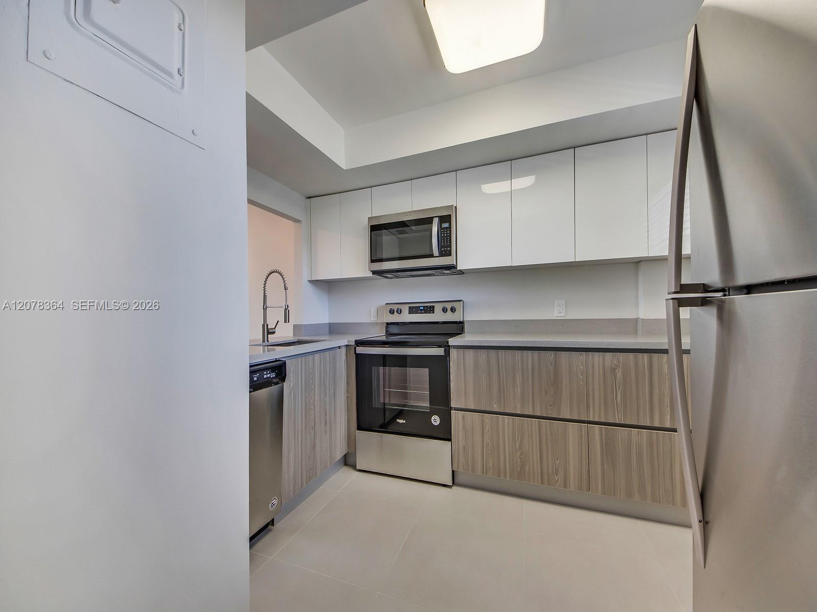 108 Royal Park Dr # 3G, Oakland Park FL 33309 photo 2