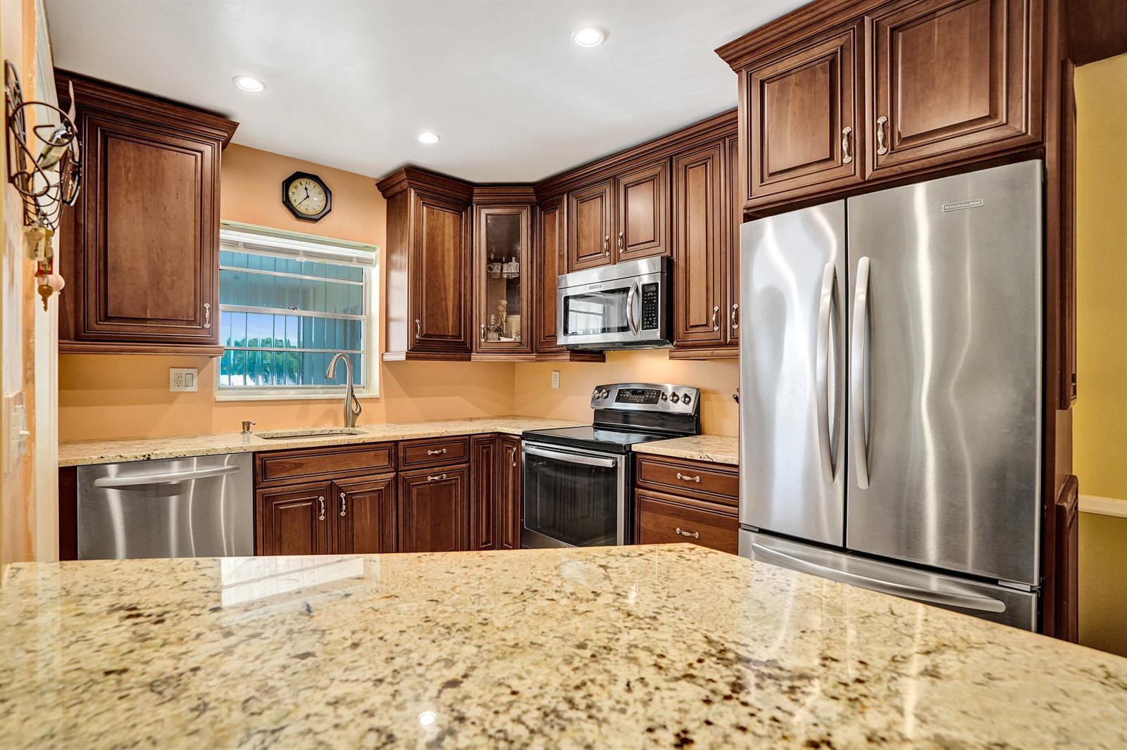 2121 NE 68TH Street # 202, Fort Lauderdale FL 33308 photo 2