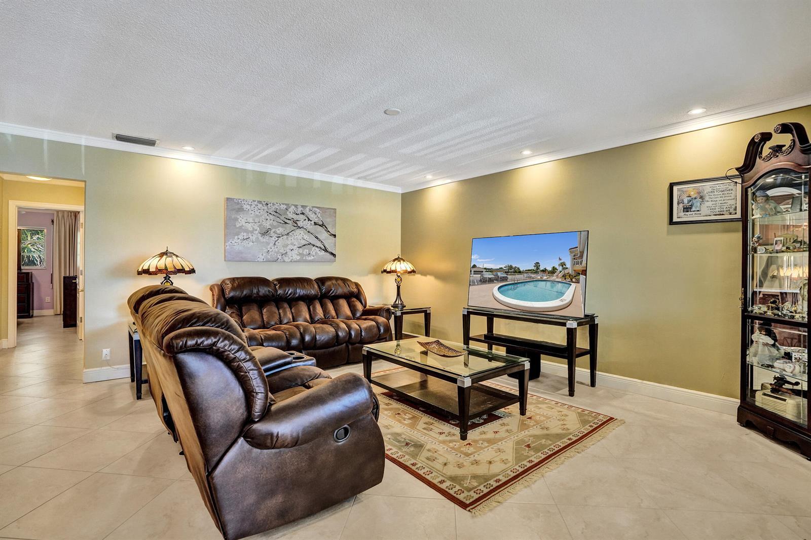 2121 NE 68TH Street # 202, Fort Lauderdale FL 33308 photo 4