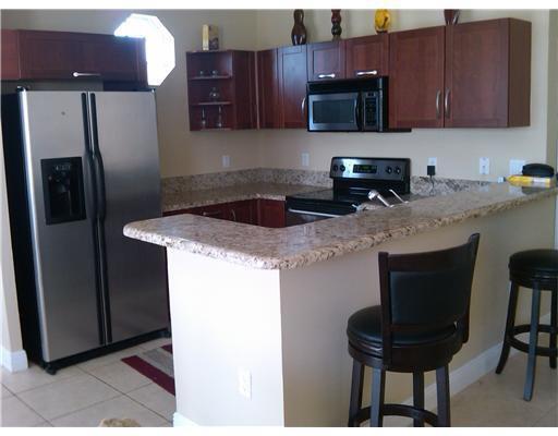 29 NE 24TH Avenue # 29, Pompano Beach FL 33062 photo 2
