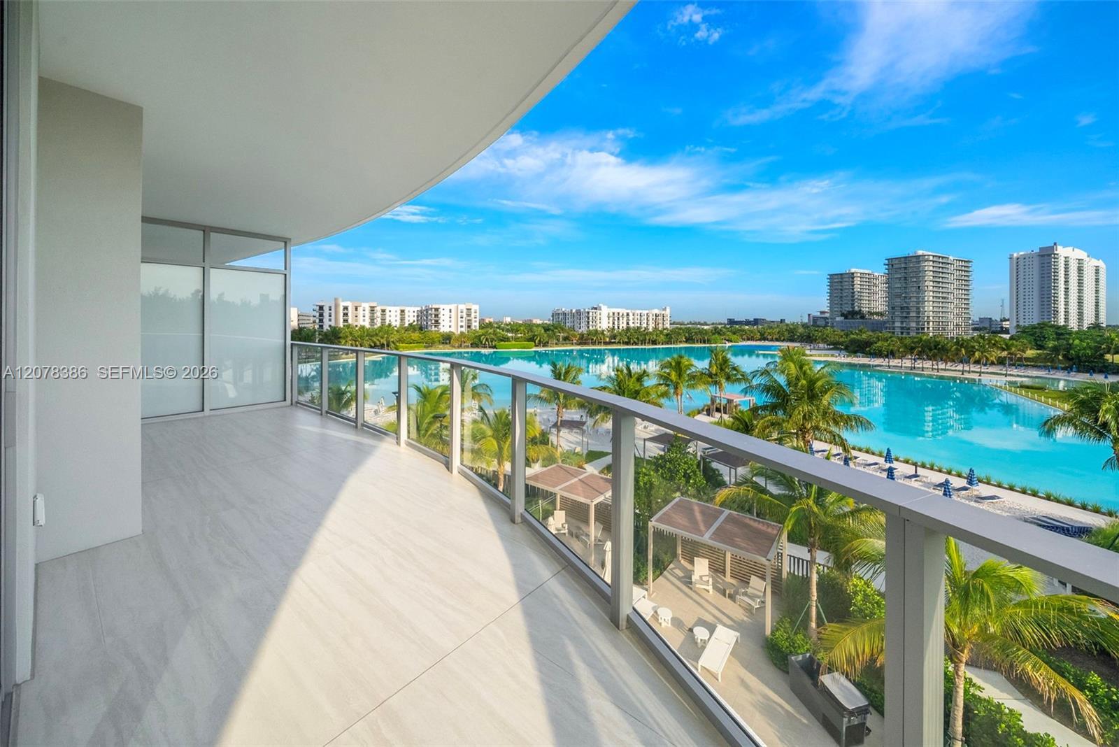 2411 Laguna Cir # 311, North Miami FL 33181 photo 4