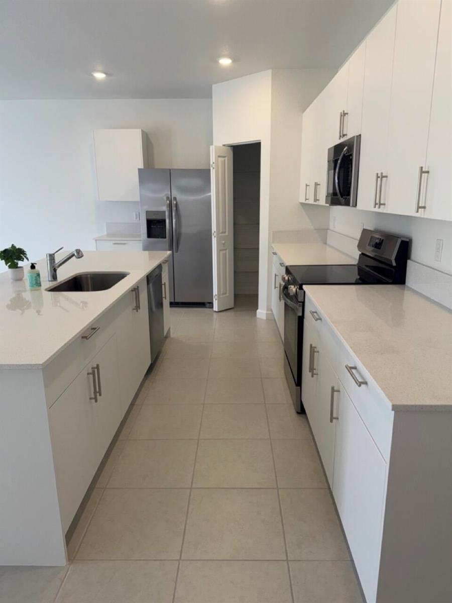 3008 PARK Place # 5838, Dania Beach FL 33312 photo 4