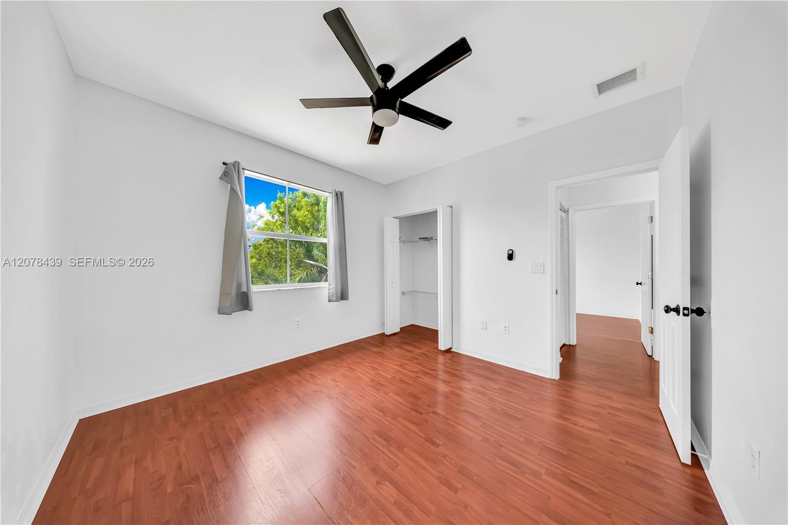 2019 SE 13th St, Homestead FL 33035 photo 4