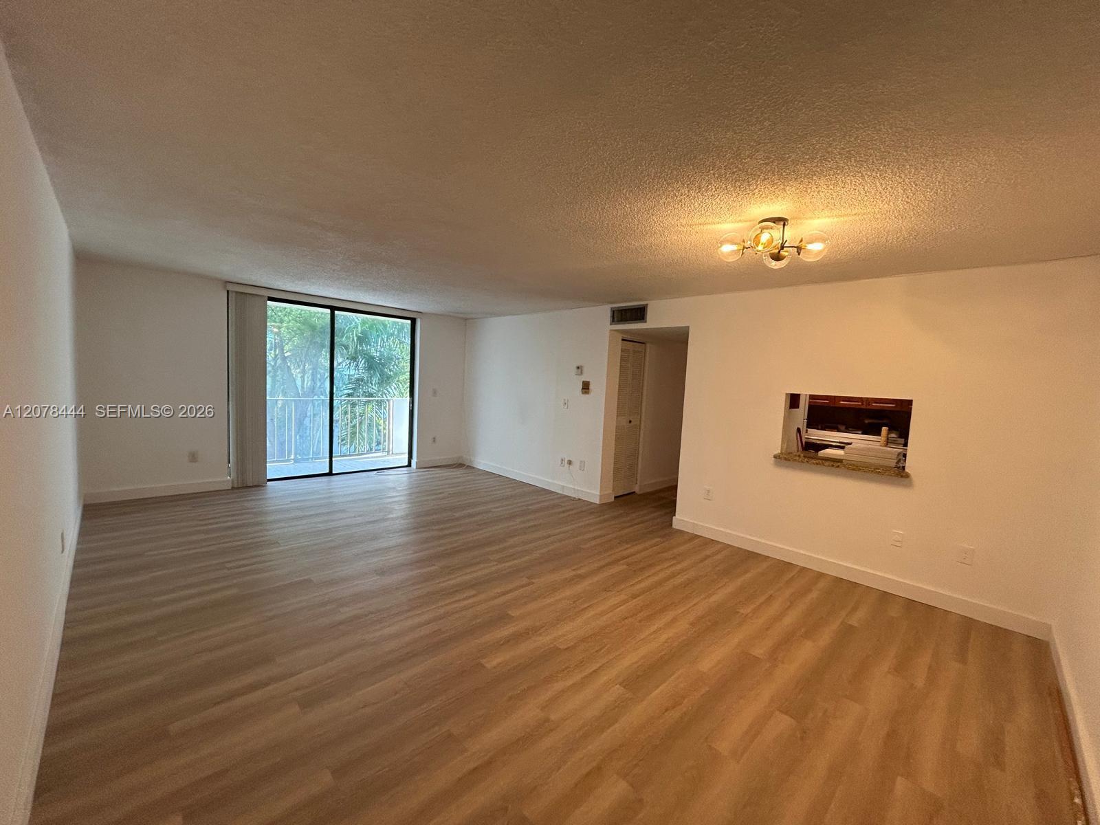 1673 Bay Rd # 405, Miami Beach FL 33139 photo 2