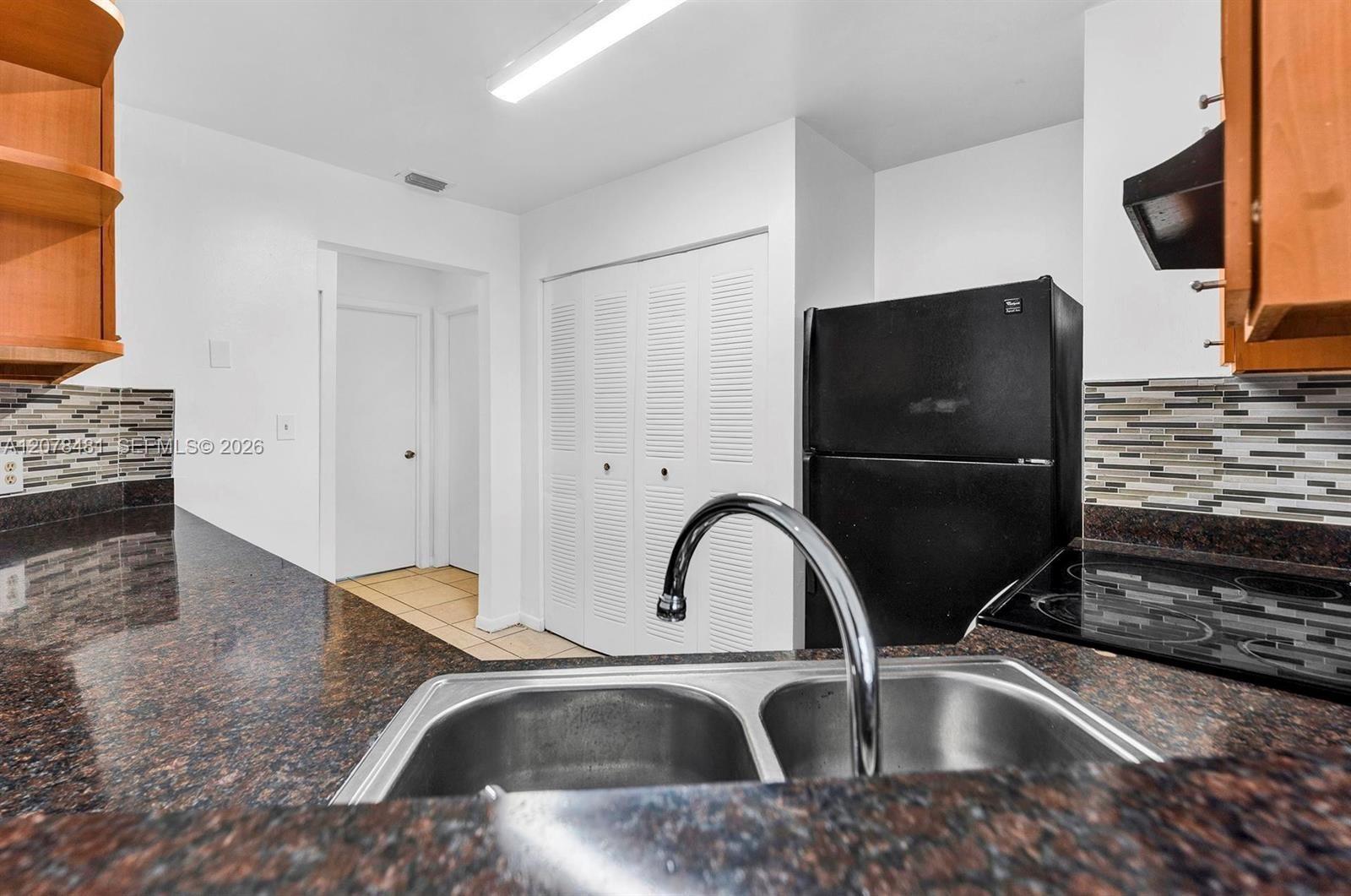 3449 NW 44th St # 205, Oakland Park FL 33309 photo 2