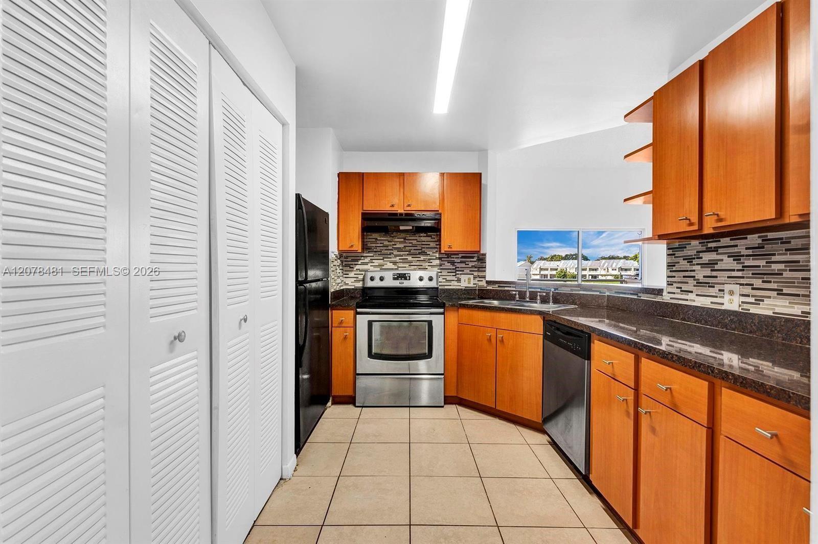 3449 NW 44th St # 205, Oakland Park FL 33309 photo 5