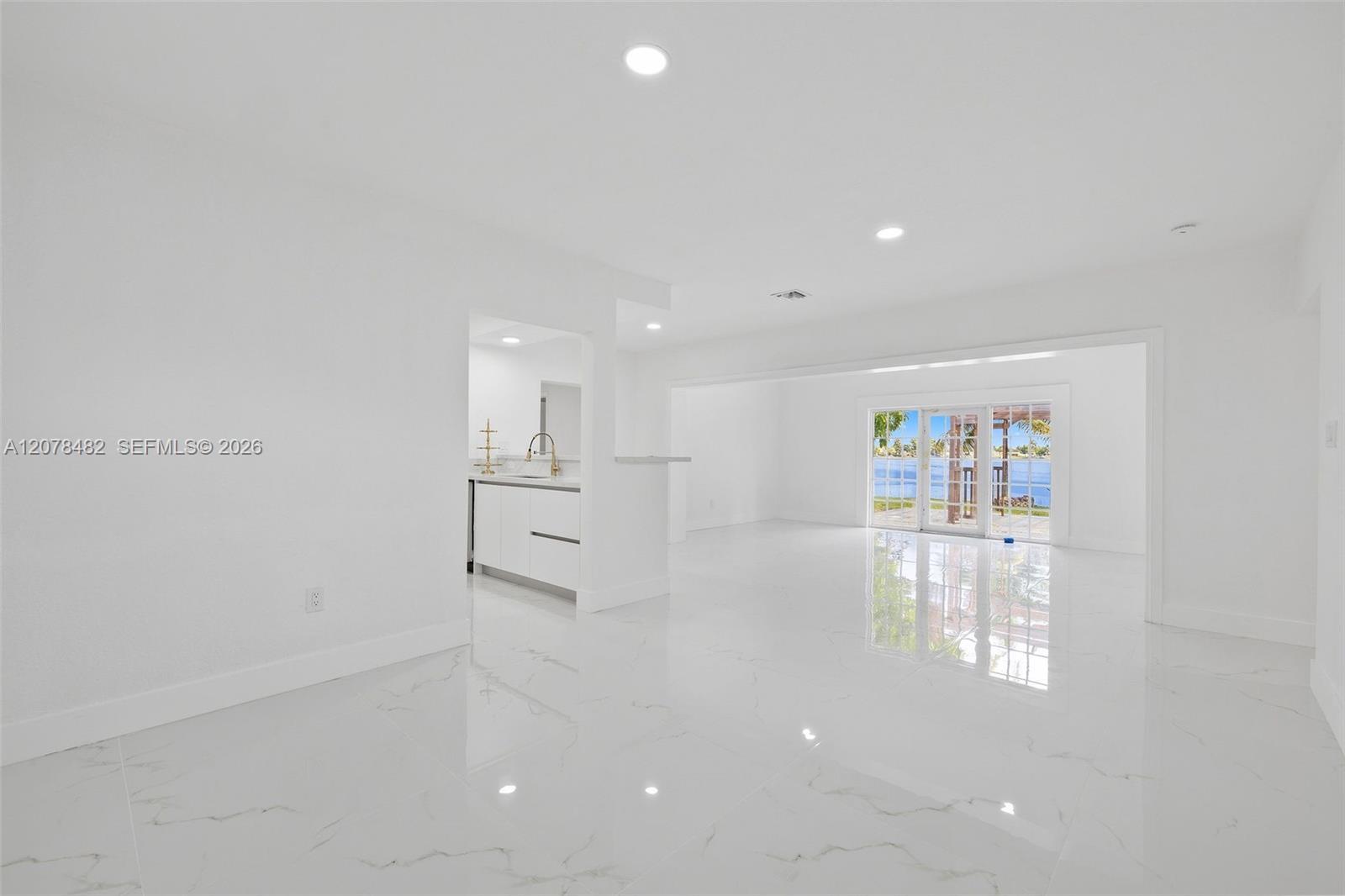 10901 SW 47th Ter, Miami FL 33165 photo 3