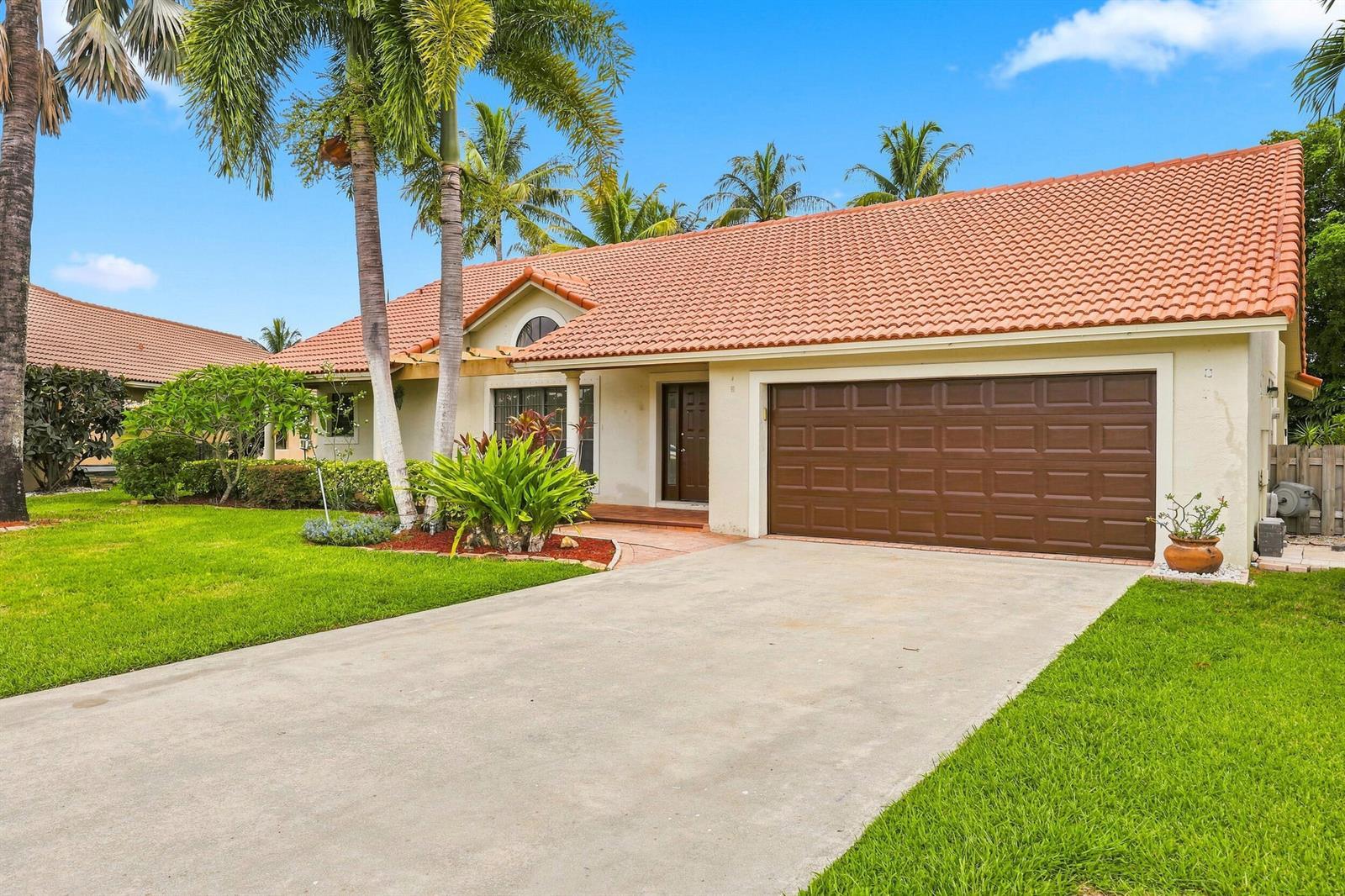 10798 CYPRESS BEND Drive, Boca Raton FL 33498 photo 2