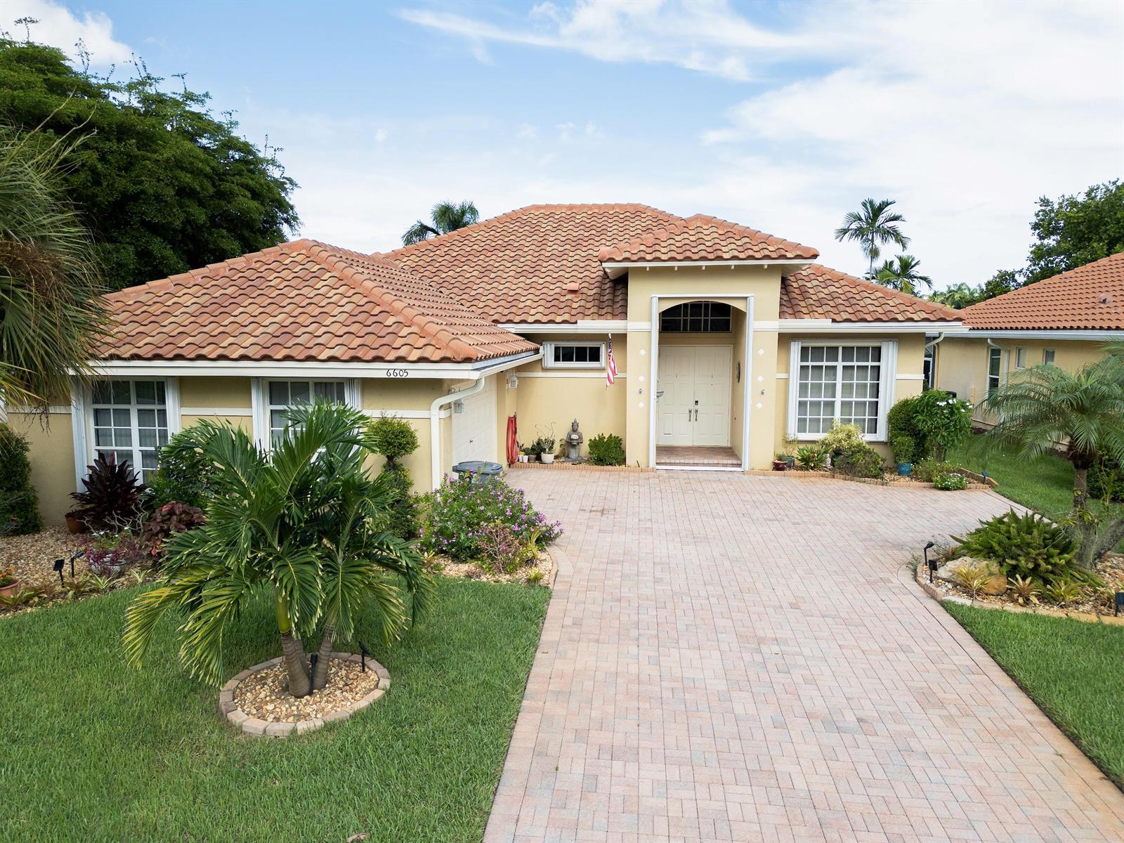 6605 JOG PALM Drive, Boynton Beach FL 33437 photo 2