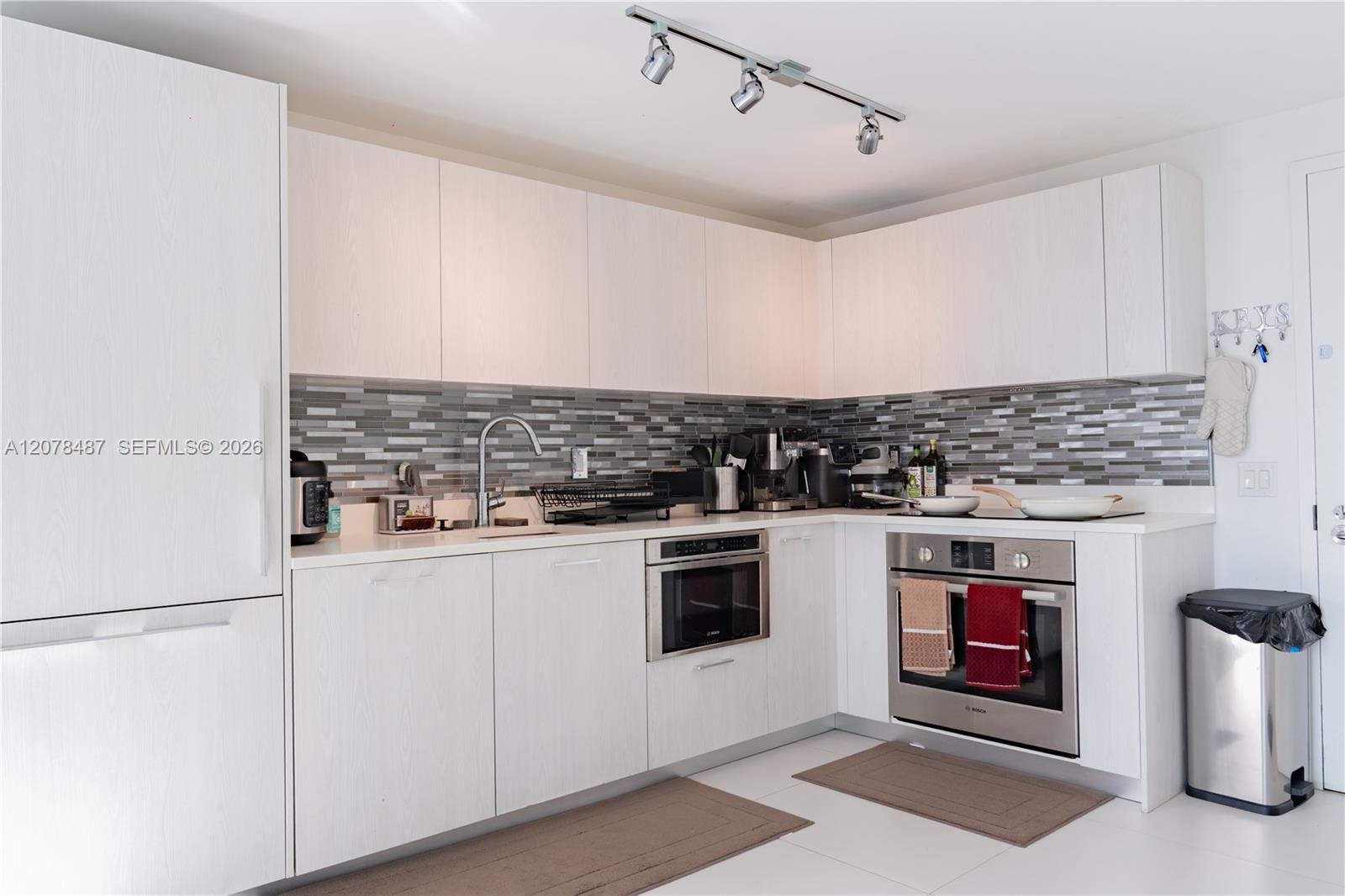 501 NE 31st St # 1209, Miami FL 33137 photo 4