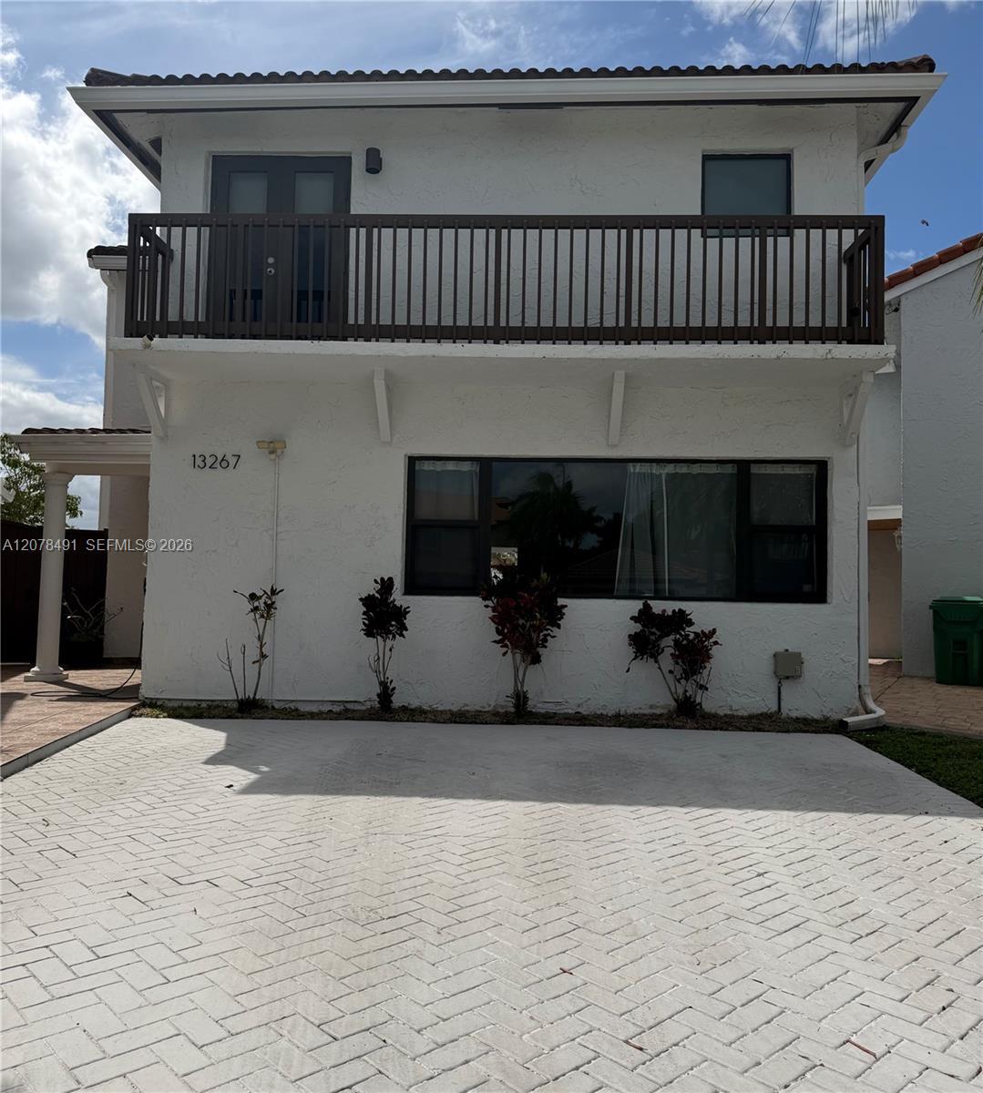 13267 SW 9th Ln, Miami FL 33184 photo 2