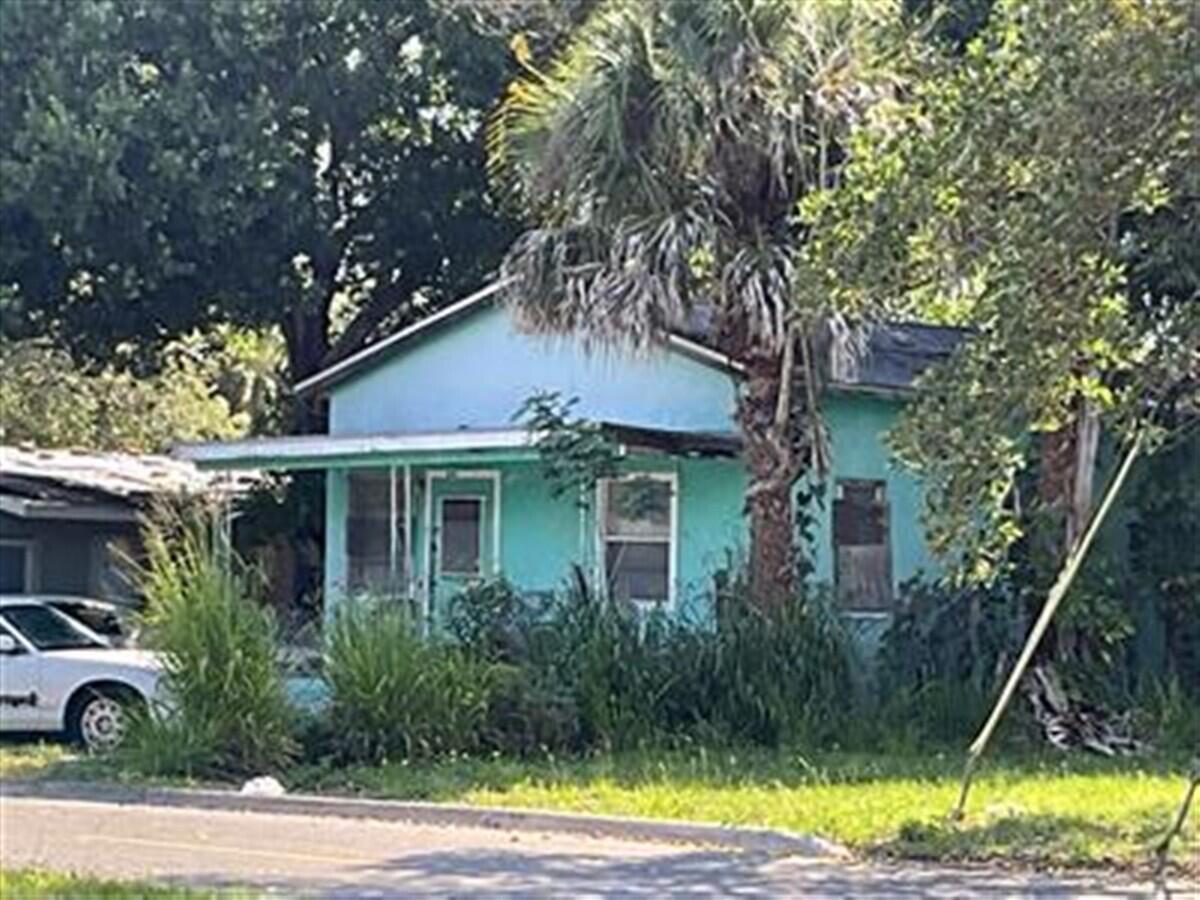 614 Dundas Court, Fort Pierce FL 34950