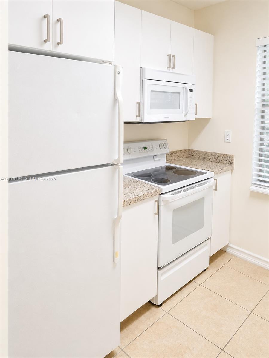 3396 Foxcroft Rd # 316, Miramar FL 33025 photo 3