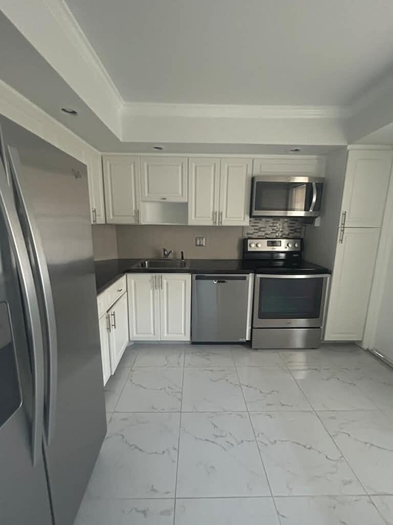 2661 S COURSE Drive # 306, Pompano Beach FL 33069 photo 2