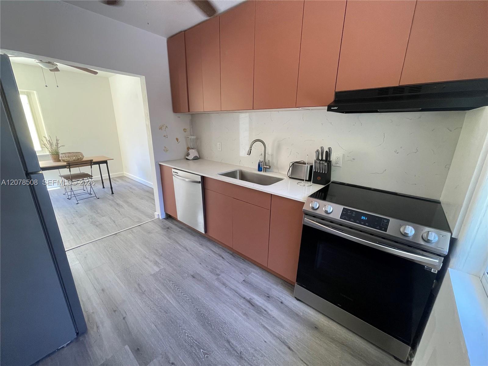 Fort Lauderdale, FL 33301 photo 2
