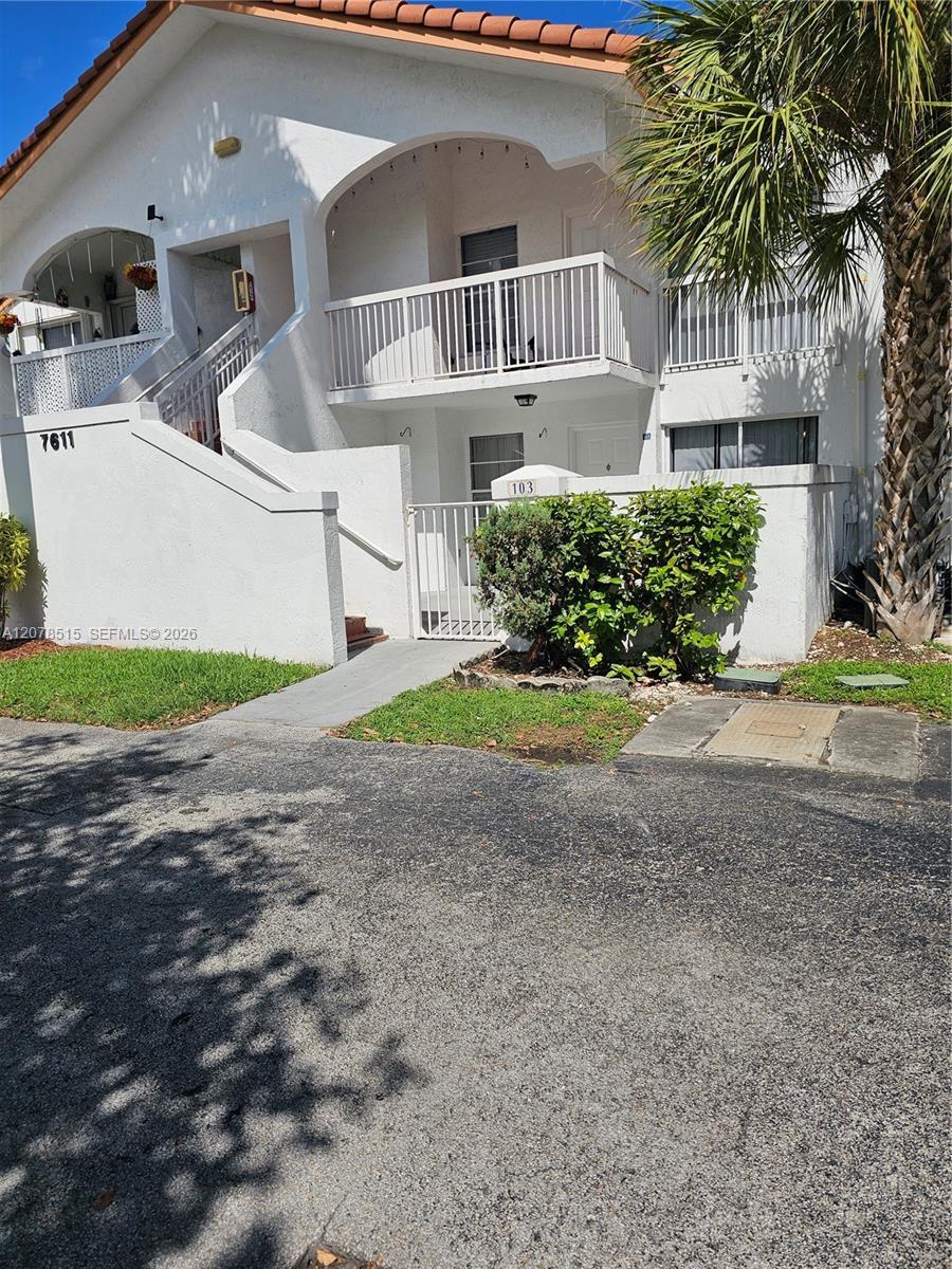 7611 SW 153rd Ct # 103, Kendall FL 33193 photo 3