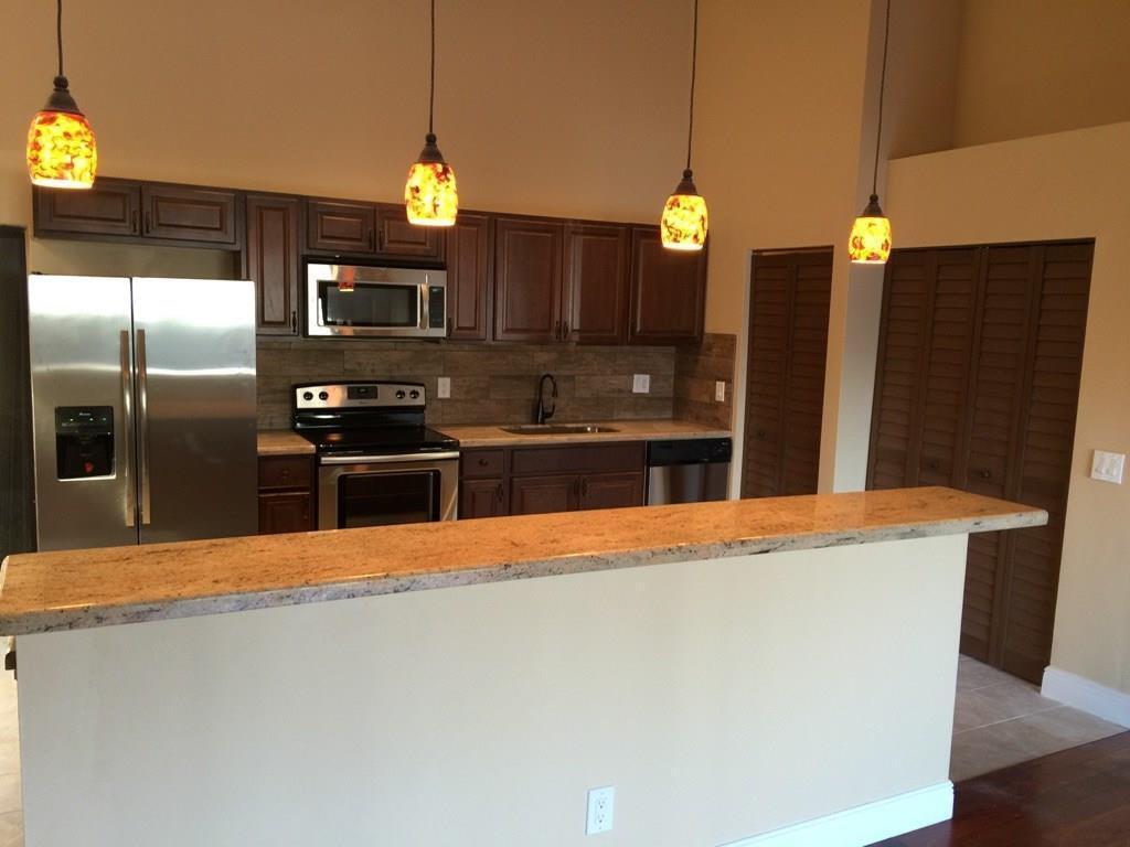 401 Leslie Drive, Hallandale Beach FL 33009 photo 5