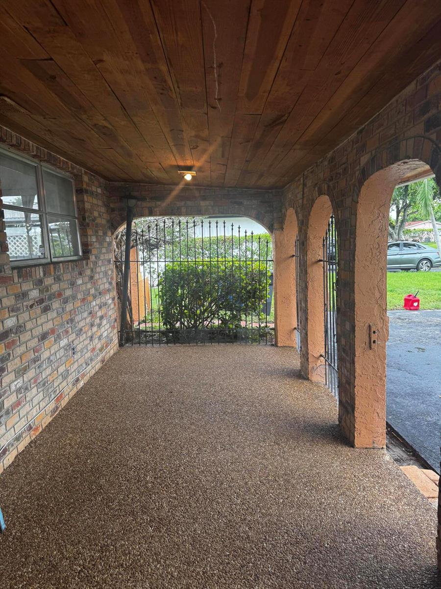 2320 NW 30TH Way, Fort Lauderdale FL 33311 photo 3