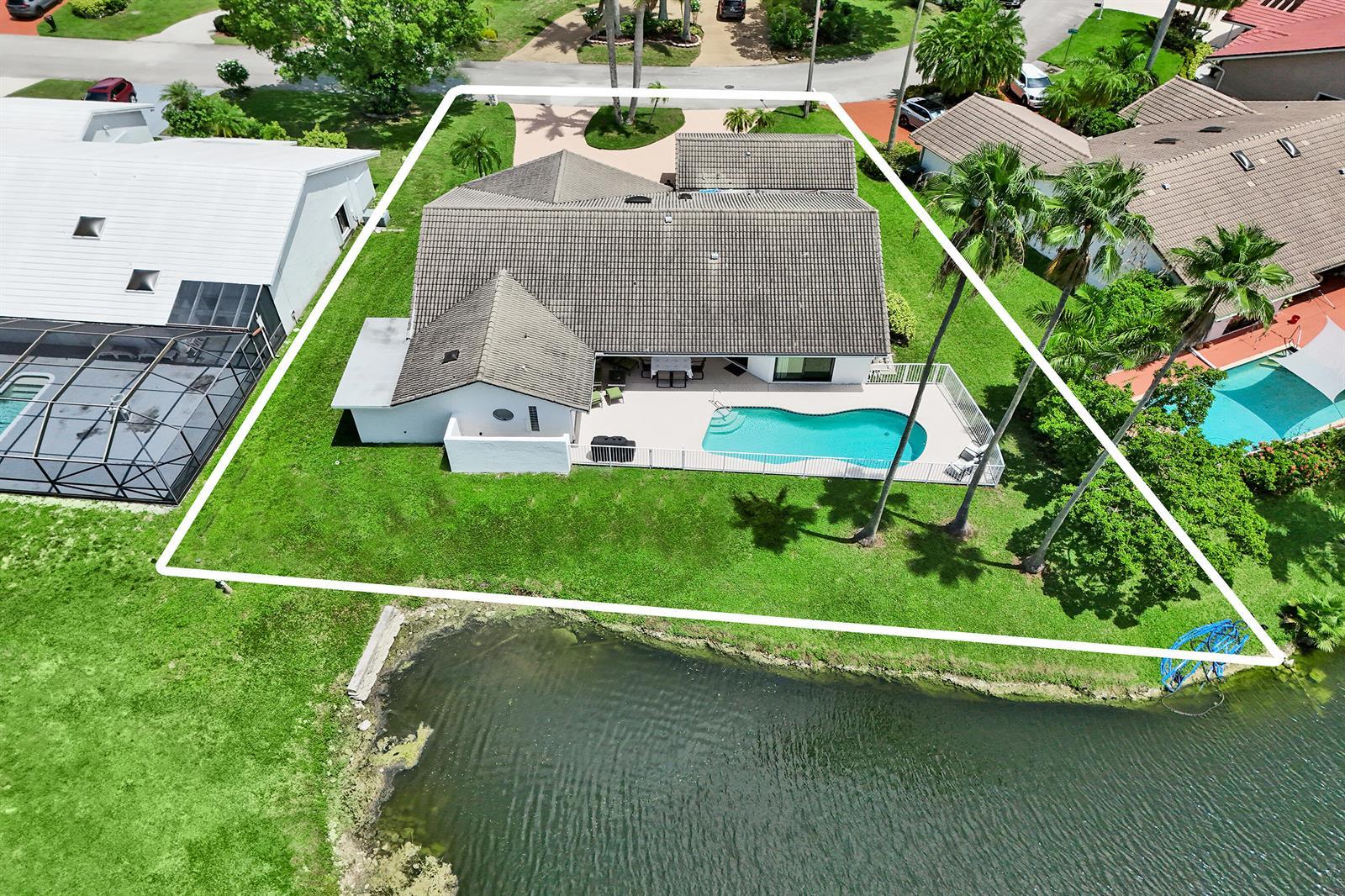 7301 NW 83rd Way, Tamarac FL 33321 photo 3