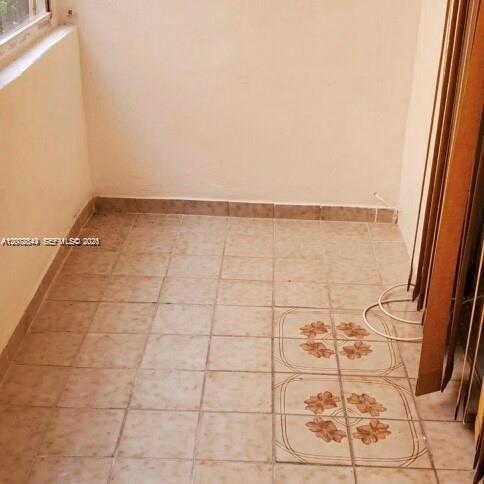 1305 W 46th St # 108, Hialeah FL 33012 photo 3